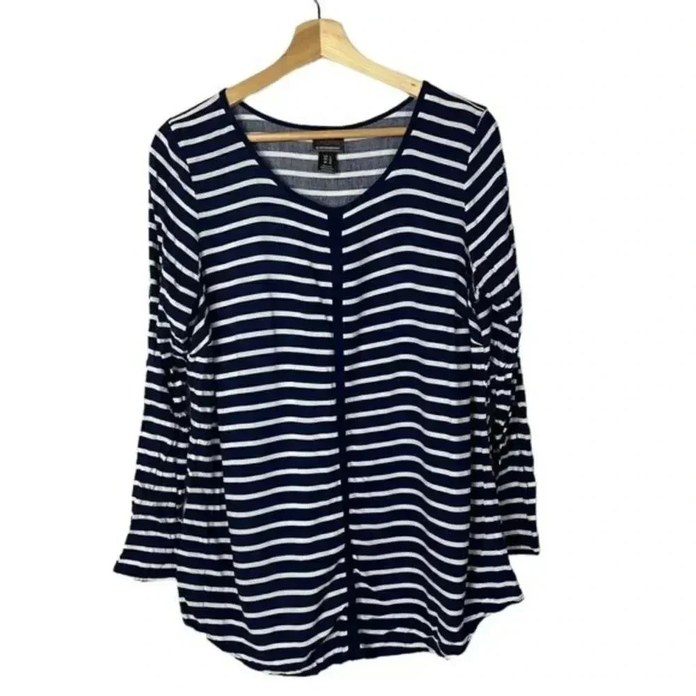 Oh Baby by Motherhood Blue & White Stripe Long Sleeve Top L